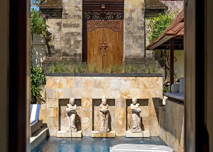 Kubu Cempaka Putih Villa *