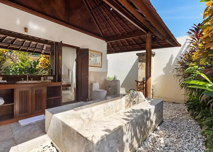 Kubu Cempaka Putih * Canggu (Bali)