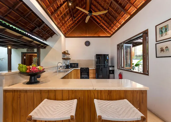 Kubu Cempaka Putih Villa Canggu (Bali)